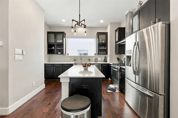 613 Bayou ST, Houston, TX 77020