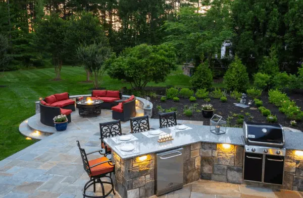 Outdoor Entertaining in Penn Laird, VA: Making the Most of Your Backyard