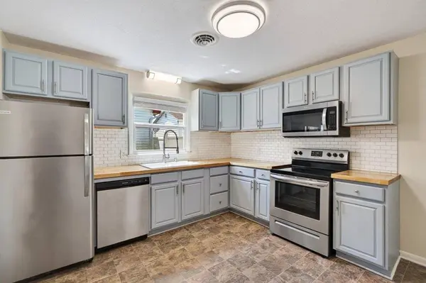 28 ARDMORE ST, Verona, VA 24482