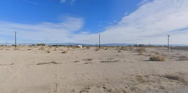 1046 Seaview AVE, Thermal, CA 92274