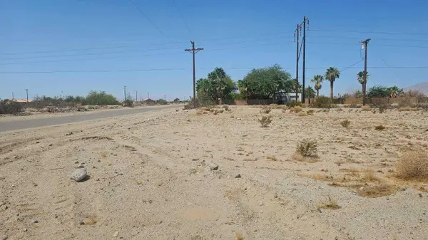 2397 Fullerton AVE, Thermal, CA 92274