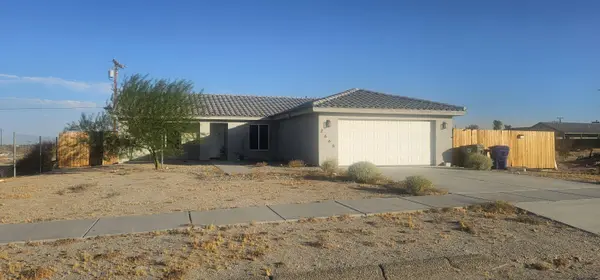 2668 Desert DR