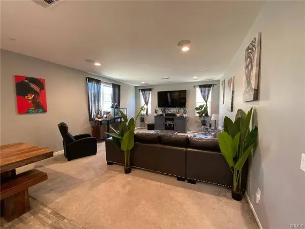 6131 W J9, Lancaster, CA 93536
