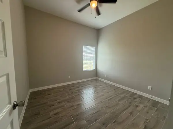 130 Faith Dr., Laredo, TX 78043