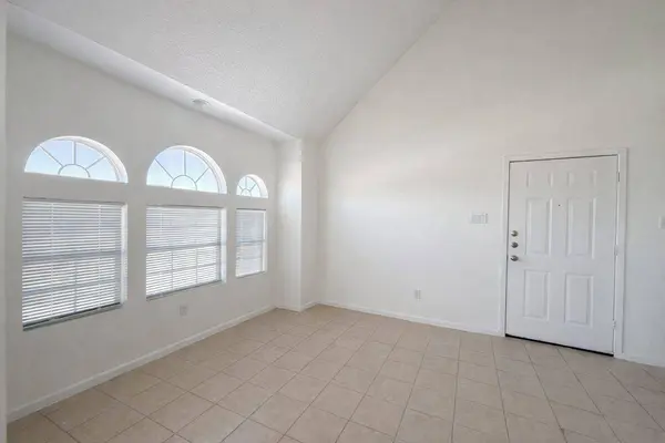 1220 E Fremont St, Laredo, TX 78040