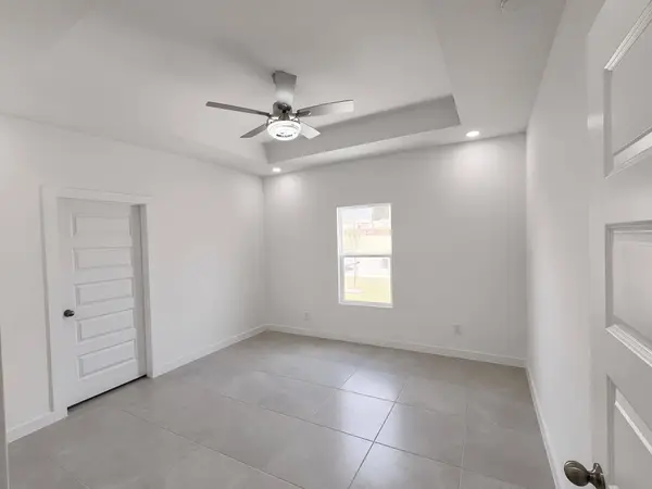 5208 Curuba Dr., Laredo, TX 78046