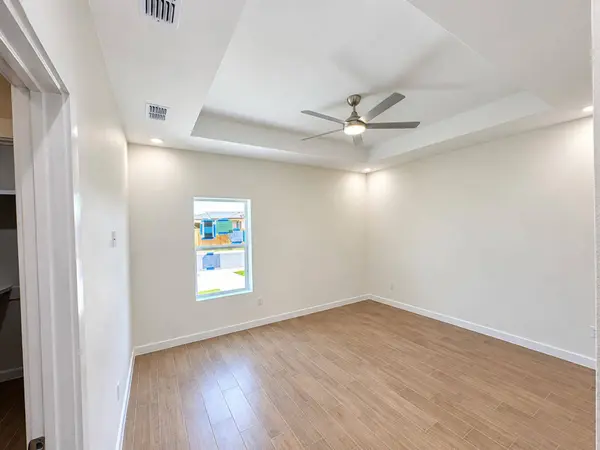 5216 Curuba Dr., Laredo, TX 78046