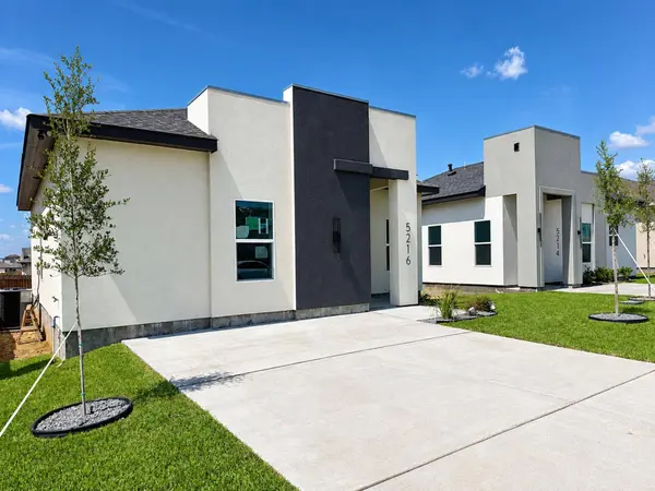 5216 Curuba Dr., Laredo, TX 78046