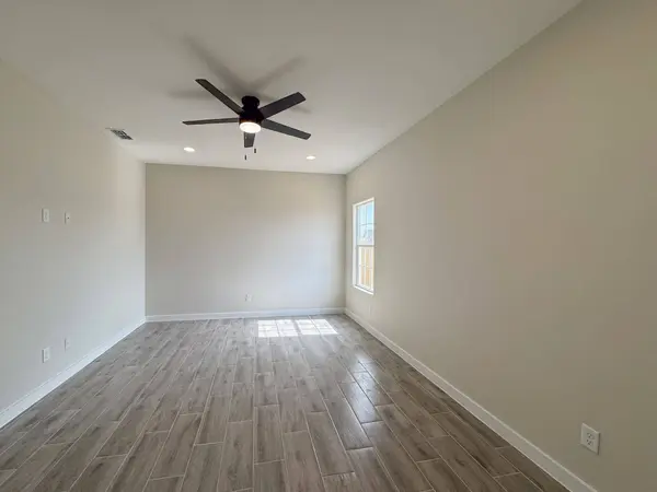 132 Faith Dr., Laredo, TX 78043