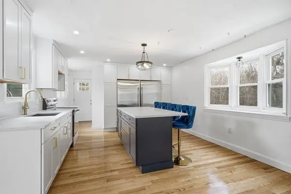 724 Linwood St. #724, Abington, MA 02351