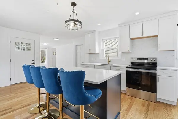 724 Linwood St. #724, Abington, MA 02351