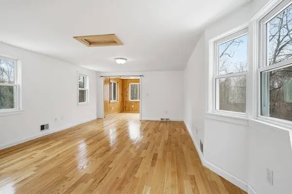 724 Linwood St. #724, Abington, MA 02351