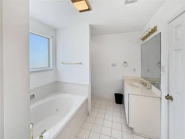 1236 MARINA DR, Slidell, LA 70458