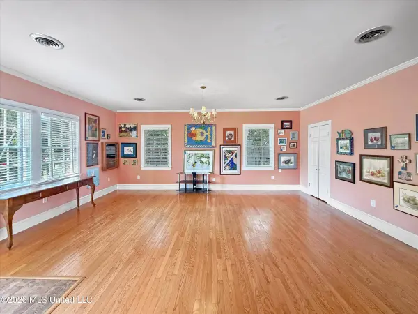 331 Main Street, Bay Saint Louis, MS 39520