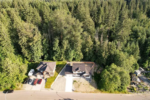 276 Tal Rd, Lake Cowichan, BC V0R 2G0