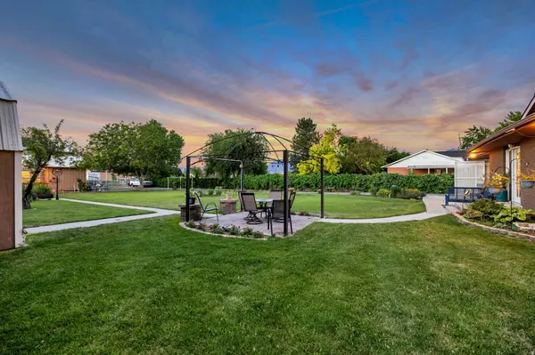 3376 W 10000 S, South Jordan, UT 84095