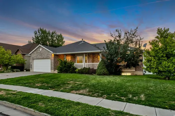 3895 S 900 W, Riverdale, UT 84405