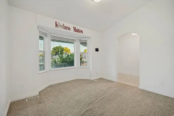 3895 S 900 W, Riverdale, UT 84405