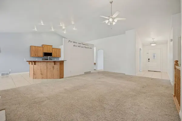 3895 S 900 W, Riverdale, UT 84405