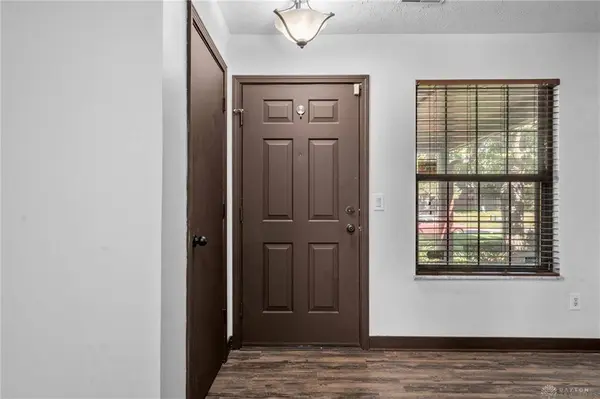 8621 Sea Pines Lane, Centerville, OH 45458