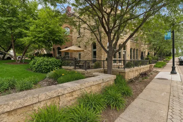 650 Main ST N #B01, Stillwater, MN 55082