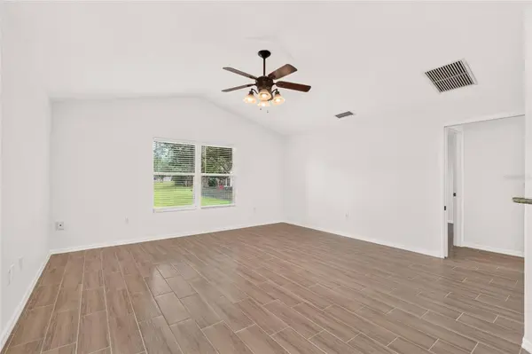 8120 SW 52ND LN, Gainesville, FL 32608