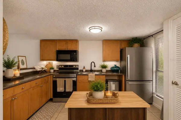 1810 NW 23RD BLVD #230A, Gainesville, FL 32605