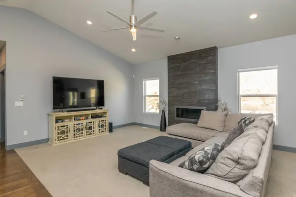 2891 E SUNSET DR, Eagle Mountain, UT 84005