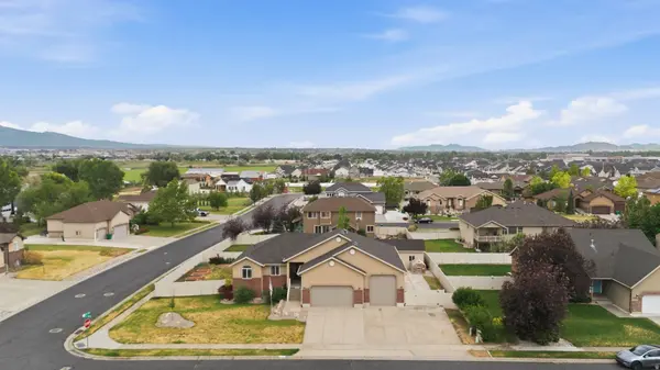 2439 W 1675 S, West Haven, UT 84401