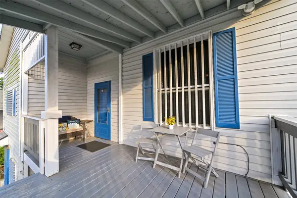 2809 Bernardo De Galvez AVE, Galveston, TX 77550