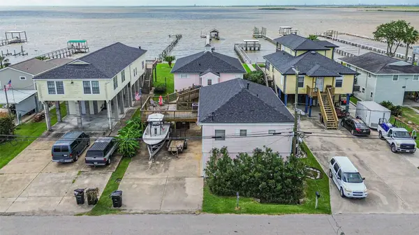 1521 John ST, San Leon, TX 77539