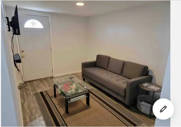 8041 Howard DR #2, Houston, TX 77017