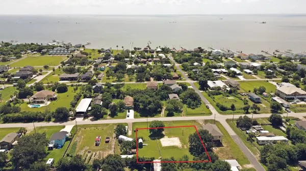 1036 9th ST, San Leon, TX 77539
