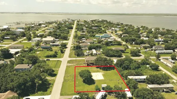 1036 9th ST, San Leon, TX 77539