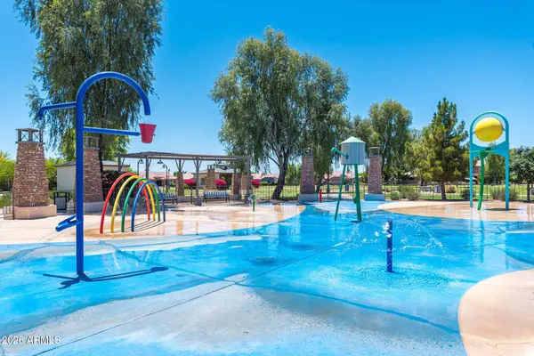 957 E WIMPOLE Avenue, Gilbert, AZ 85297