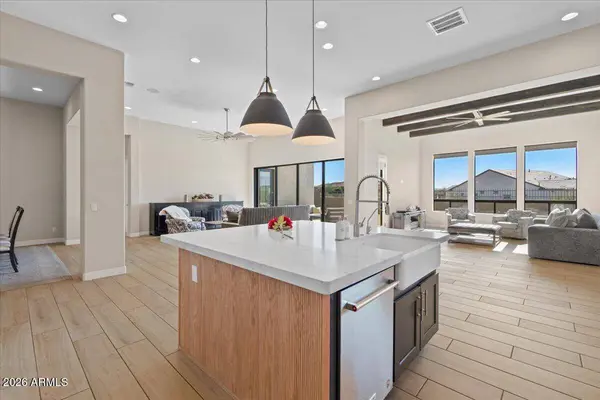 8155 E JAEGER Street, Mesa, AZ 85207