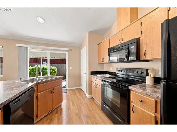 8323 NE 54TH ST, Vancouver, WA 98662