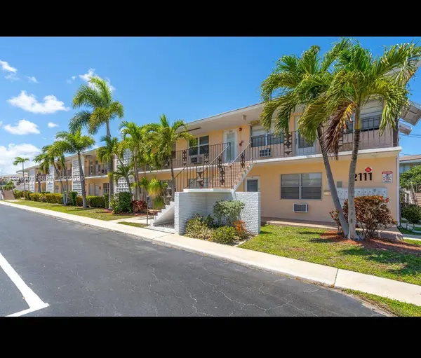 2111 NE 56th St #206, Fort Lauderdale, FL 33308