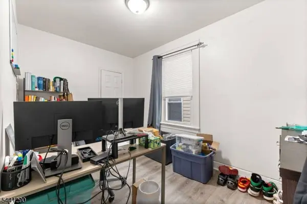 92 S Devine St, Newark City, NJ 07106