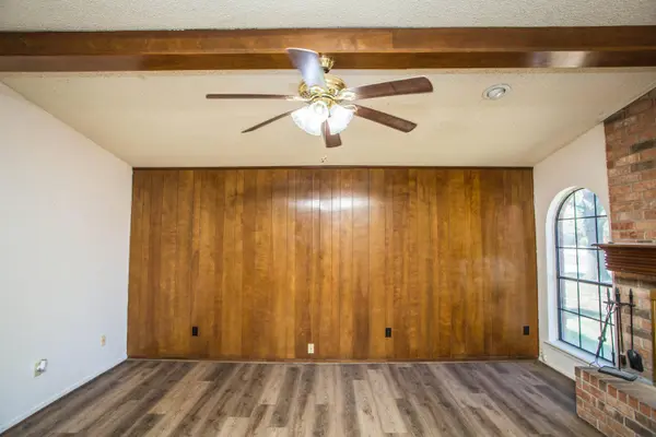 5927 10th Drive, Lubbock, TX 79416