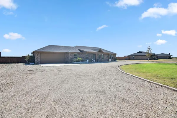 9007 County Road 6100, Shallowater, TX 79363