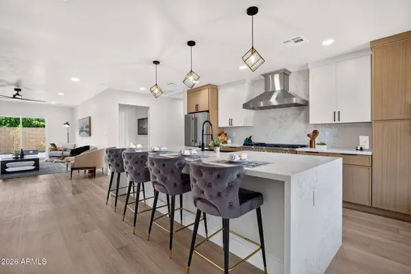 4221 E MULBERRY Drive, Phoenix, AZ 85018