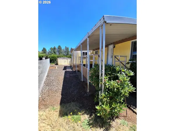 15130 S Maple LN #44, Oregon City, OR 97045