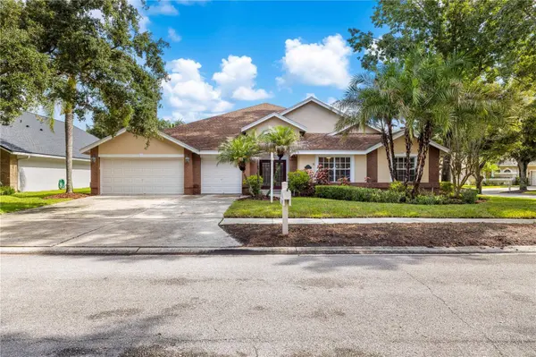 8746 TANTALLON CIR, Tampa, FL 33647