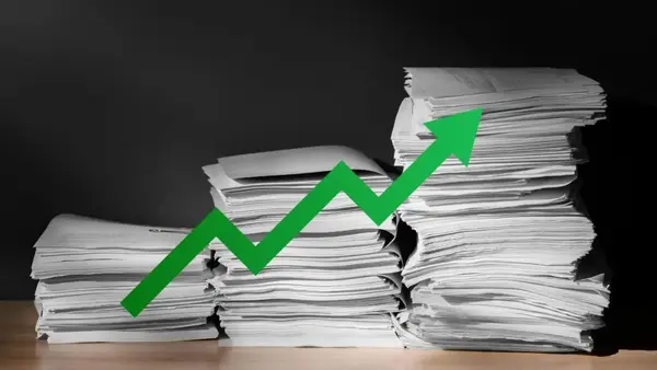 Is the Housing Market Waking Up This Spring?,Pamela Saxman
