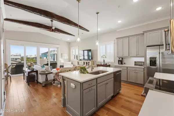 12 Seagull ST #Unit B, Wrightsville Beach, NC 28480