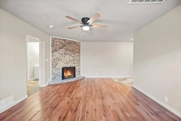 6915 Gary Avenue, Lubbock, TX 79413
