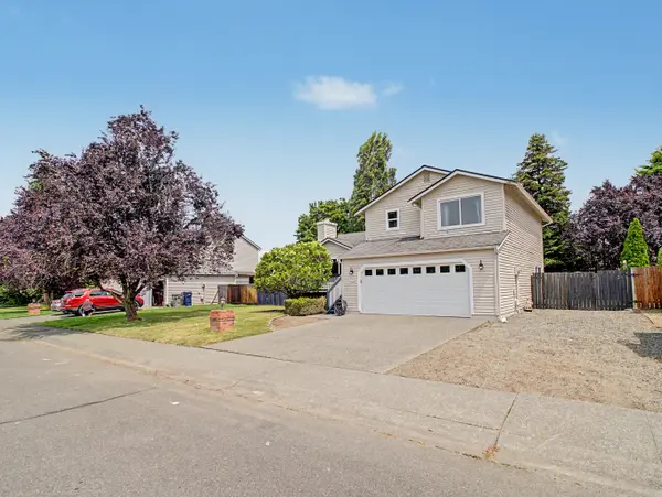 307 Berninger St, Enumclaw, WA 98022-8485