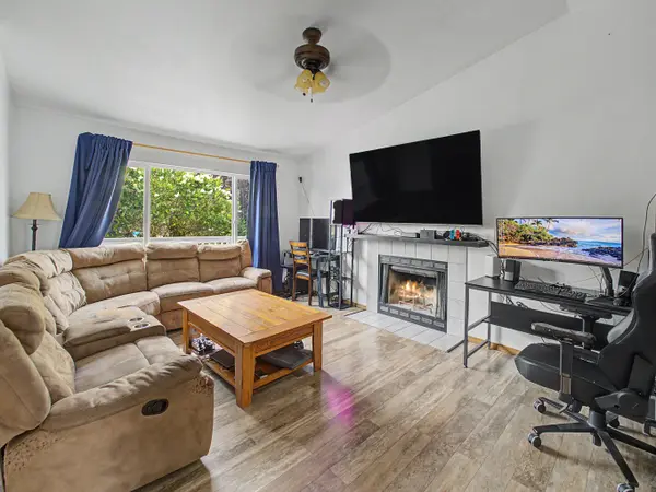 307 Berninger St, Enumclaw, WA 98022-8485