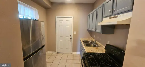 2548 OSWEGO AVE, Baltimore, MD 21215